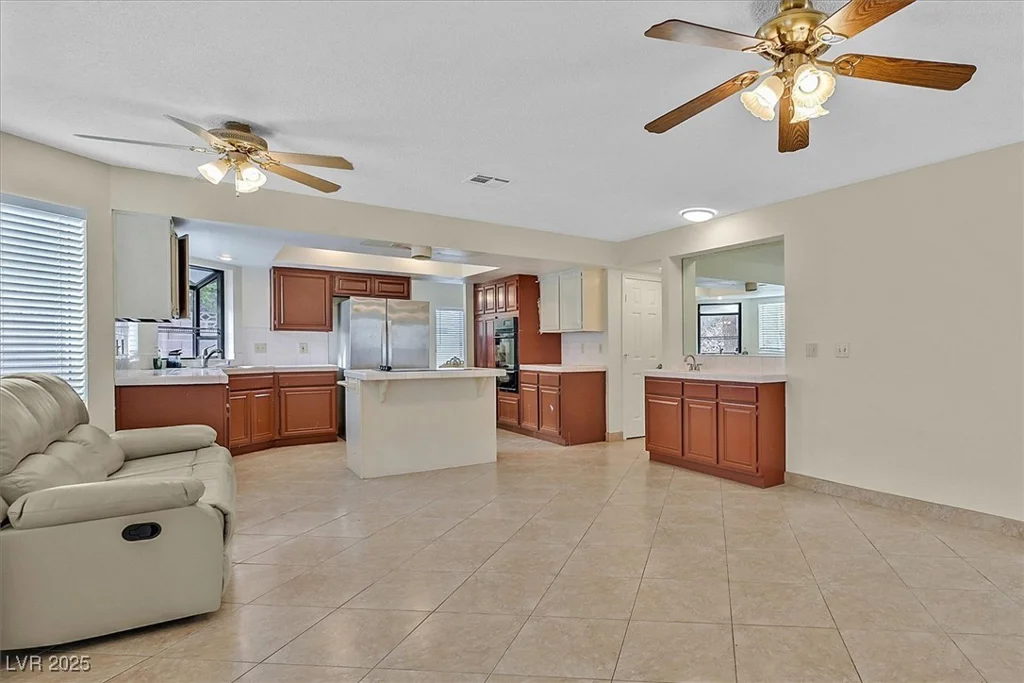 1517 Kirby, Las Vegas, NV 89117