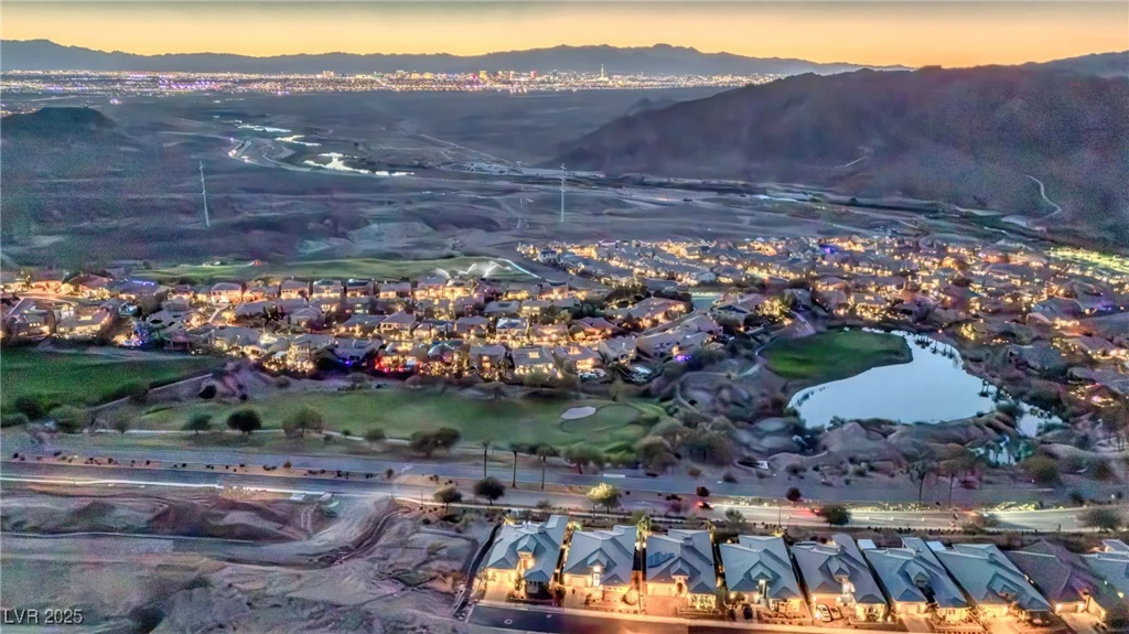29 Porto Malaga, Henderson, NV 89011