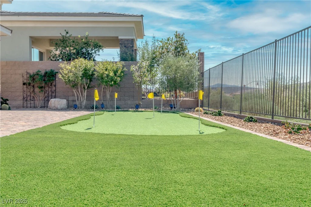 29 Porto Malaga, Henderson, NV 89011