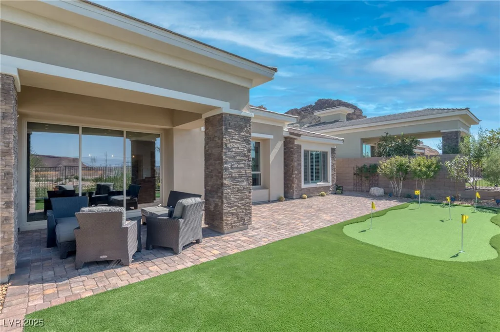29 Porto Malaga, Henderson, NV 89011