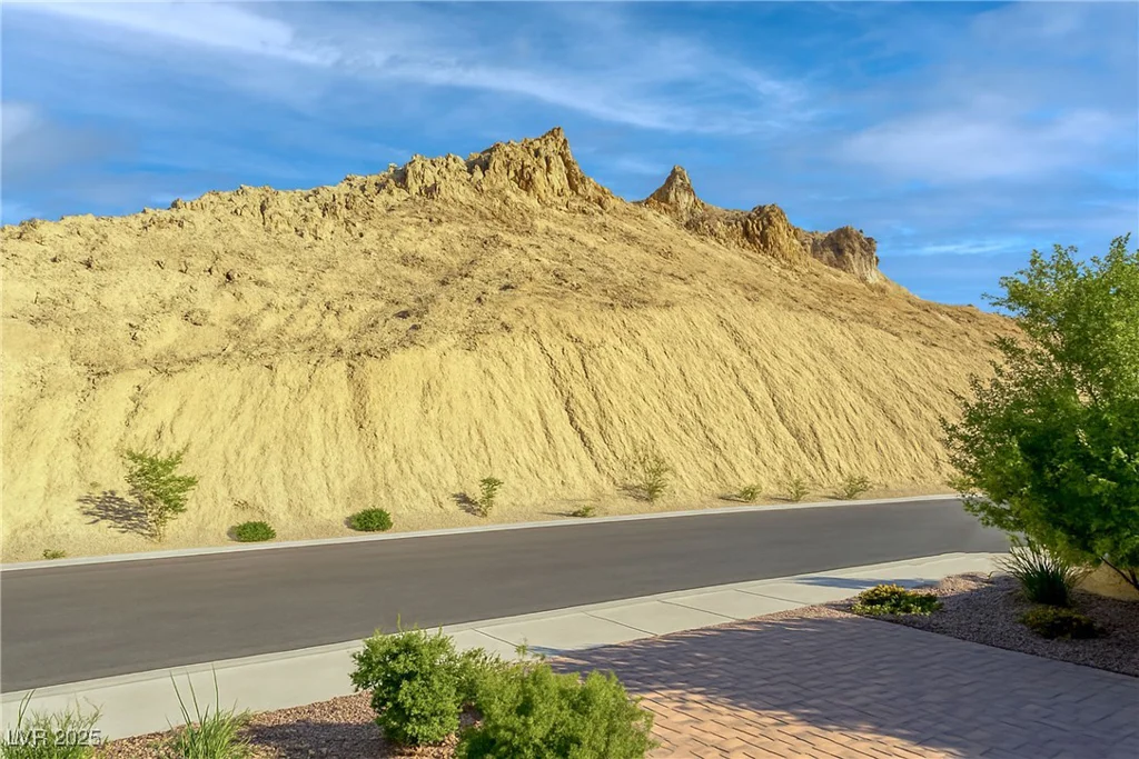 29 Porto Malaga, Henderson, NV 89011
