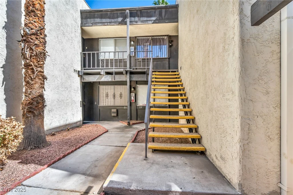 1420 Vegas Valley, Las Vegas, NV 89169