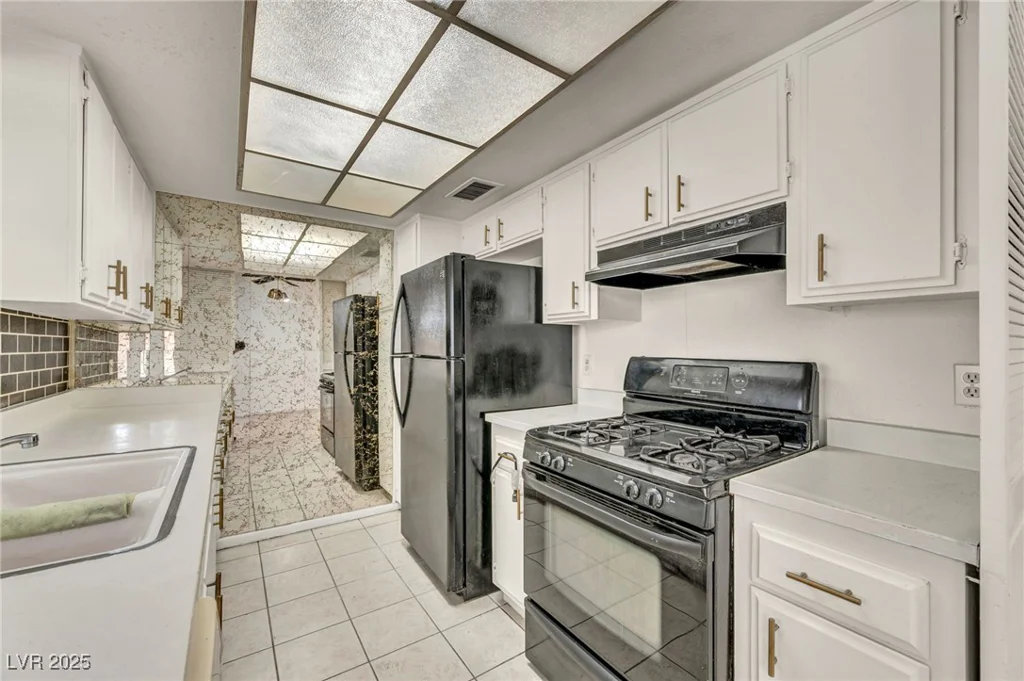1420 Vegas Valley, Las Vegas, NV 89169
