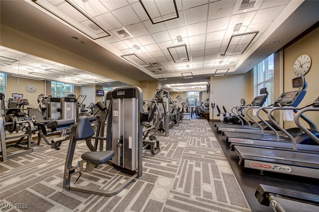 145 Harmon, Las Vegas, NV 89109