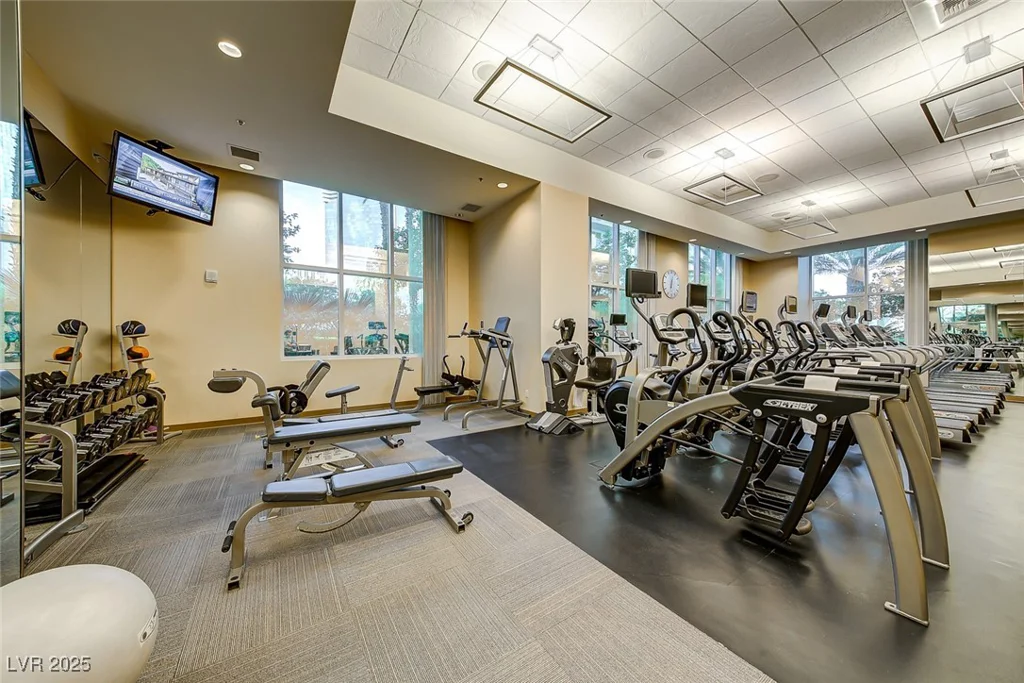 145 Harmon, Las Vegas, NV 89109
