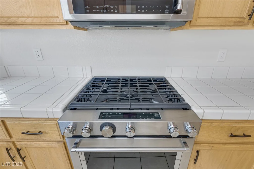 8756 Harvest Valley, Las Vegas, NV 89129