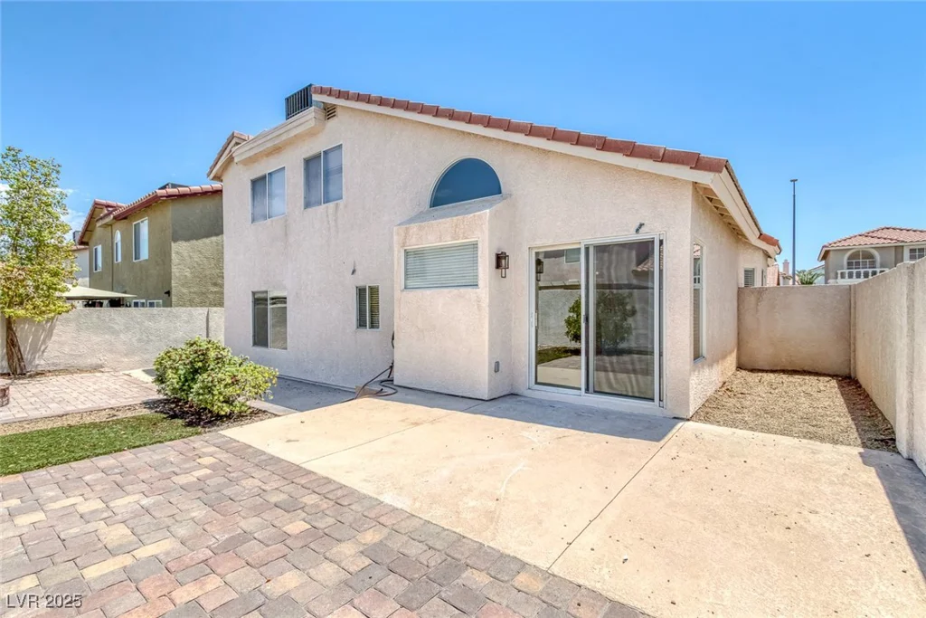 8756 Harvest Valley, Las Vegas, NV 89129