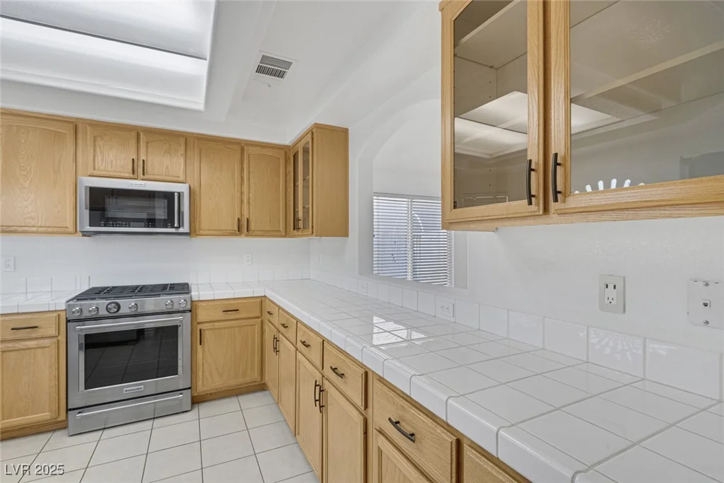 8756 Harvest Valley, Las Vegas, NV 89129