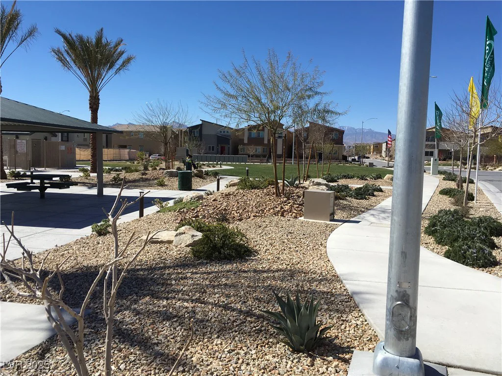 7471 Cooks Meadow, North Las Vegas, NV 89084