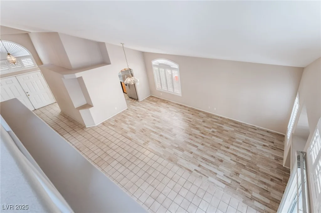 7908 Constantinople, Las Vegas, NV 89129