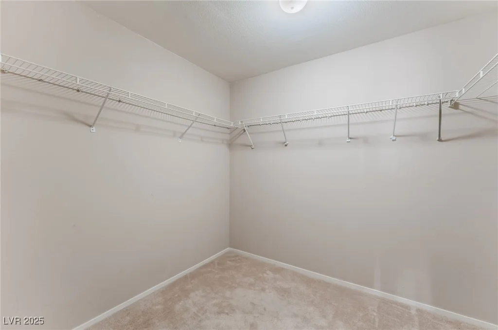 7908 Constantinople, Las Vegas, NV 89129