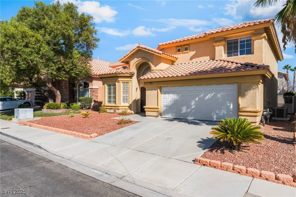 7908 Constantinople, Las Vegas, NV 89129
