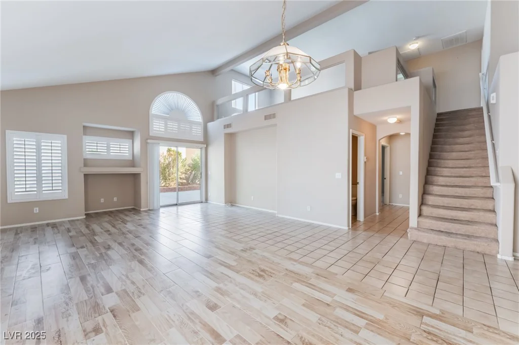 7908 Constantinople, Las Vegas, NV 89129