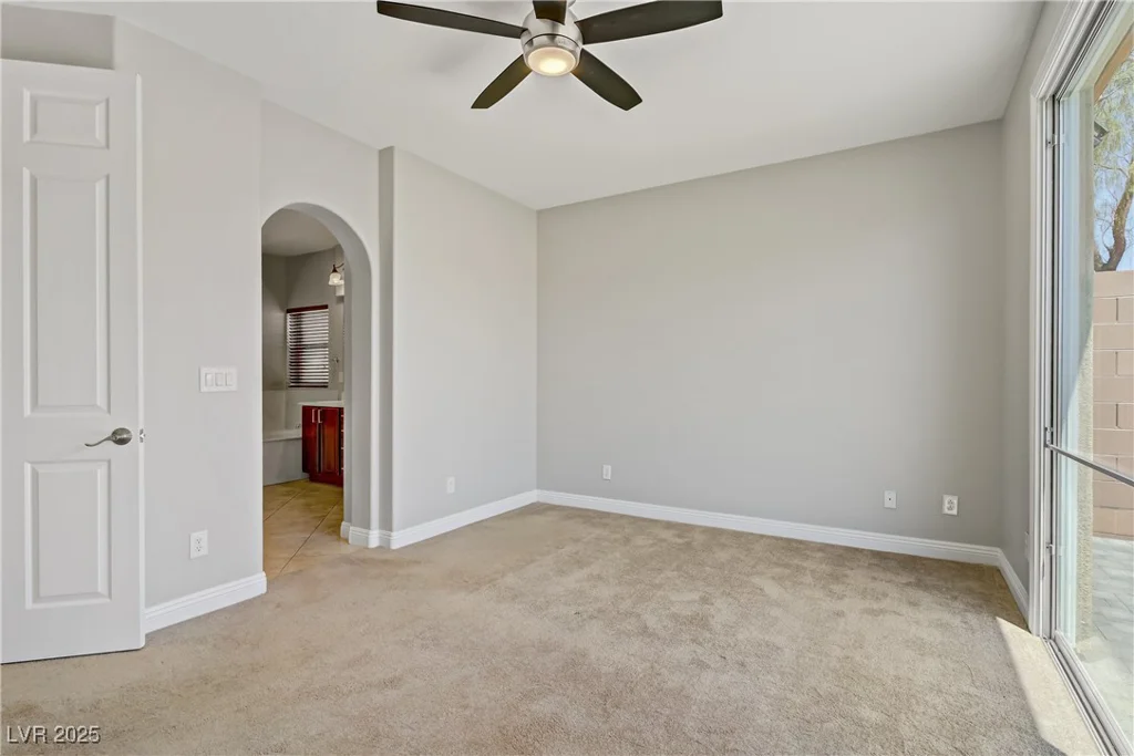 9864 Maspalomas, Las Vegas, NV 89178