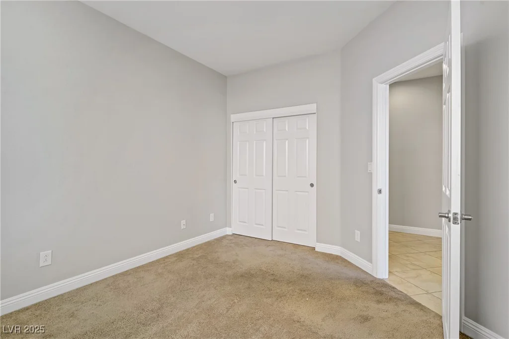 9864 Maspalomas, Las Vegas, NV 89178