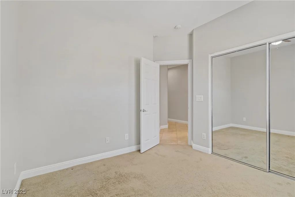9864 Maspalomas, Las Vegas, NV 89178