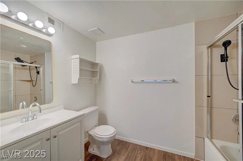 6749 Charleston, Las Vegas, NV 89146