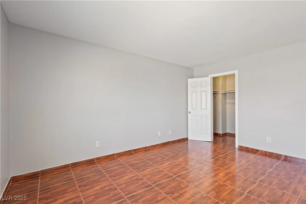 6502 Bristle Canyon, Las Vegas, NV 89110