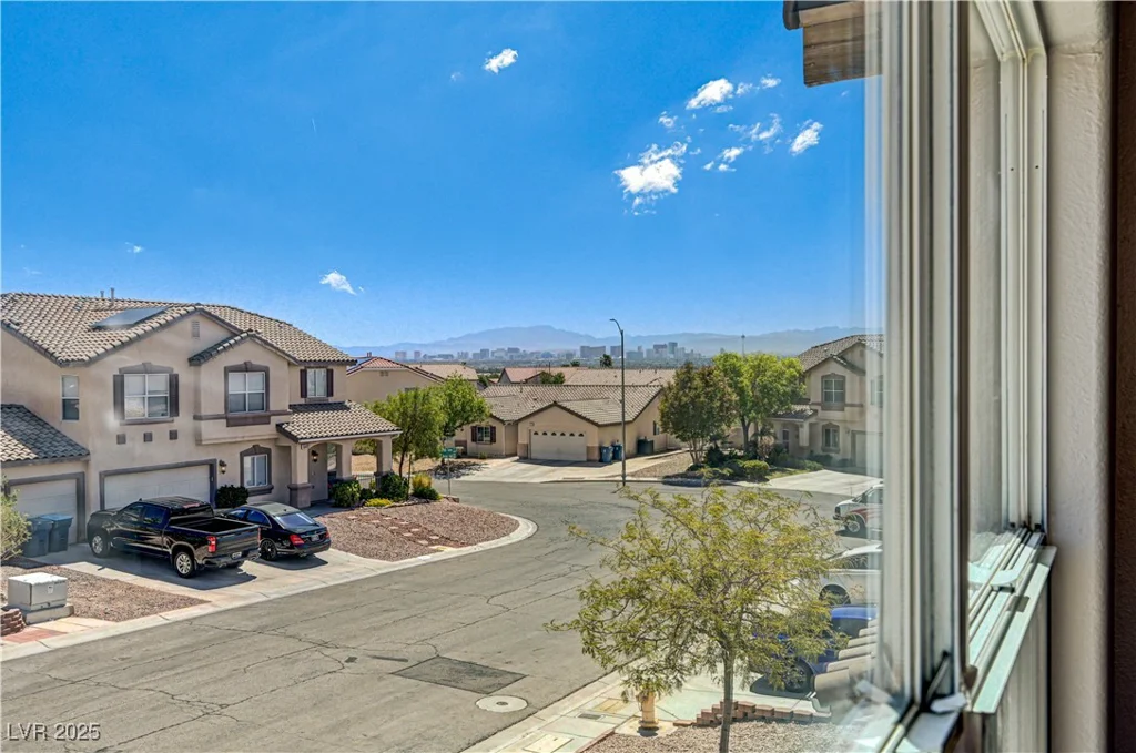 6502 Bristle Canyon, Las Vegas, NV 89110