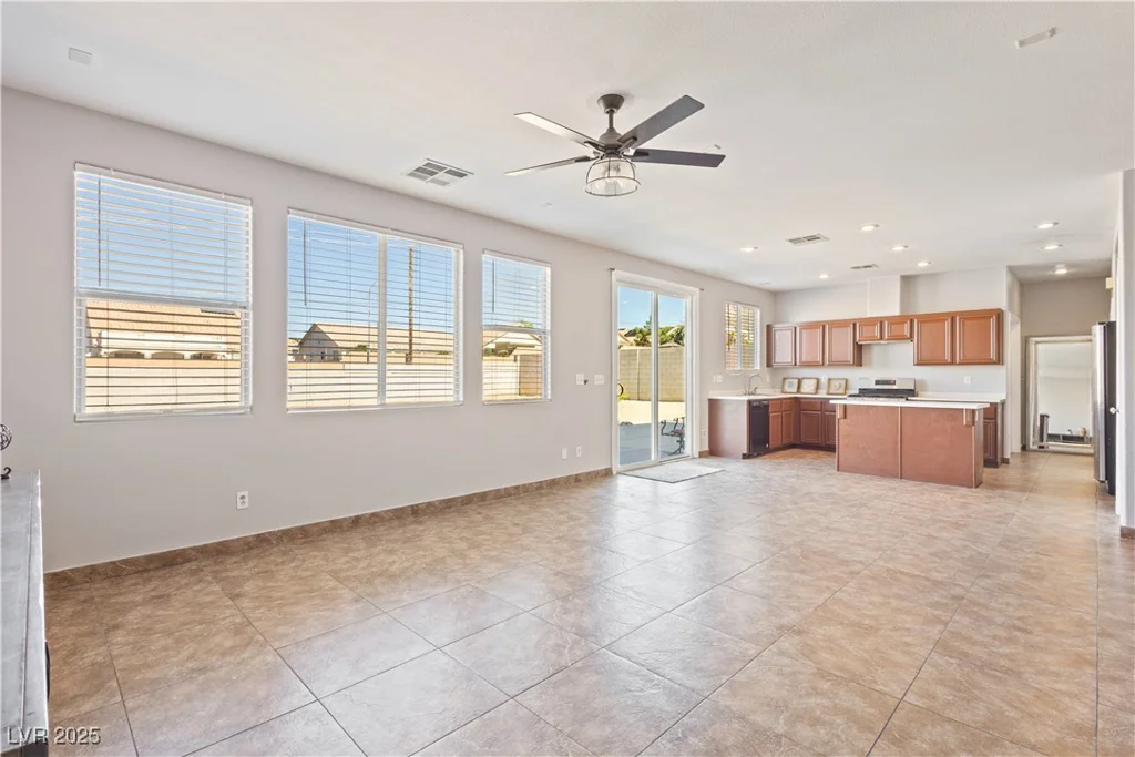 6502 Bristle Canyon, Las Vegas, NV 89110