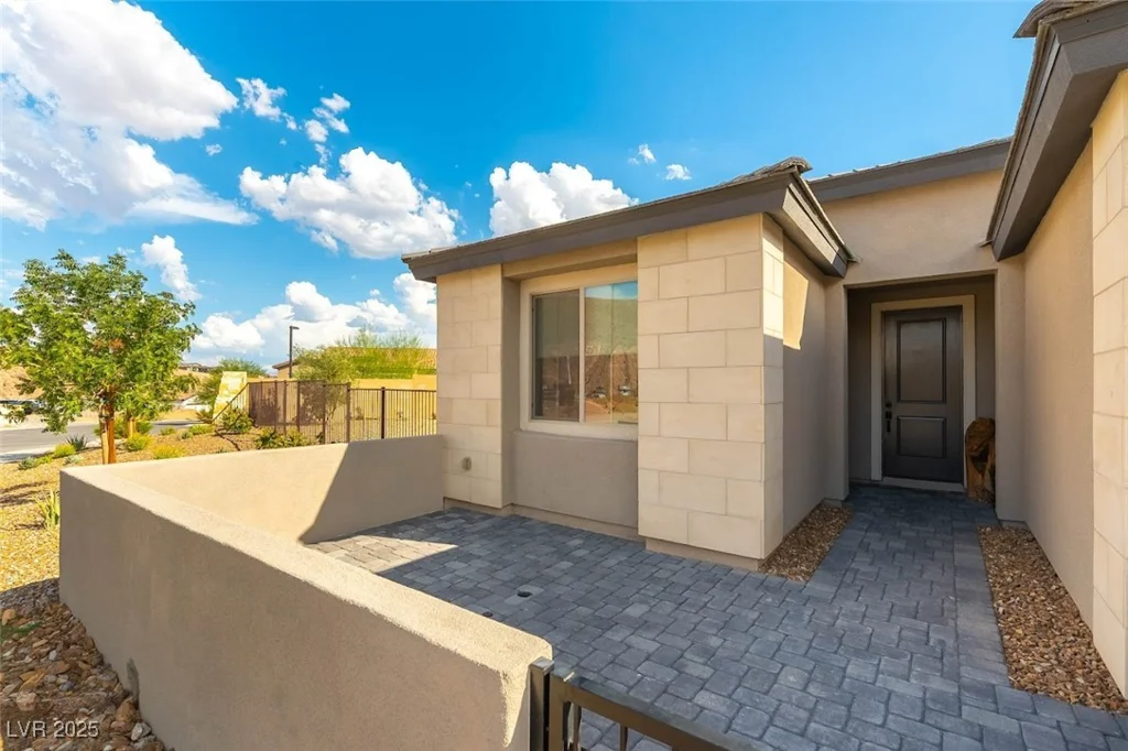 127 Crimson Cactus, Henderson, NV 89011