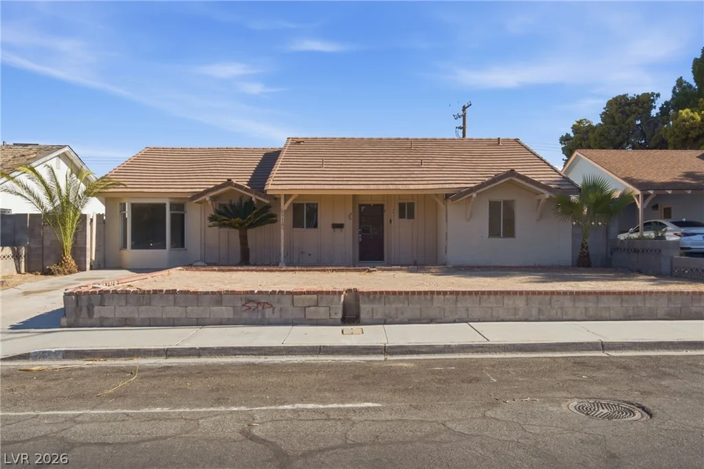 4913 Churchill, Las Vegas, NV 89107