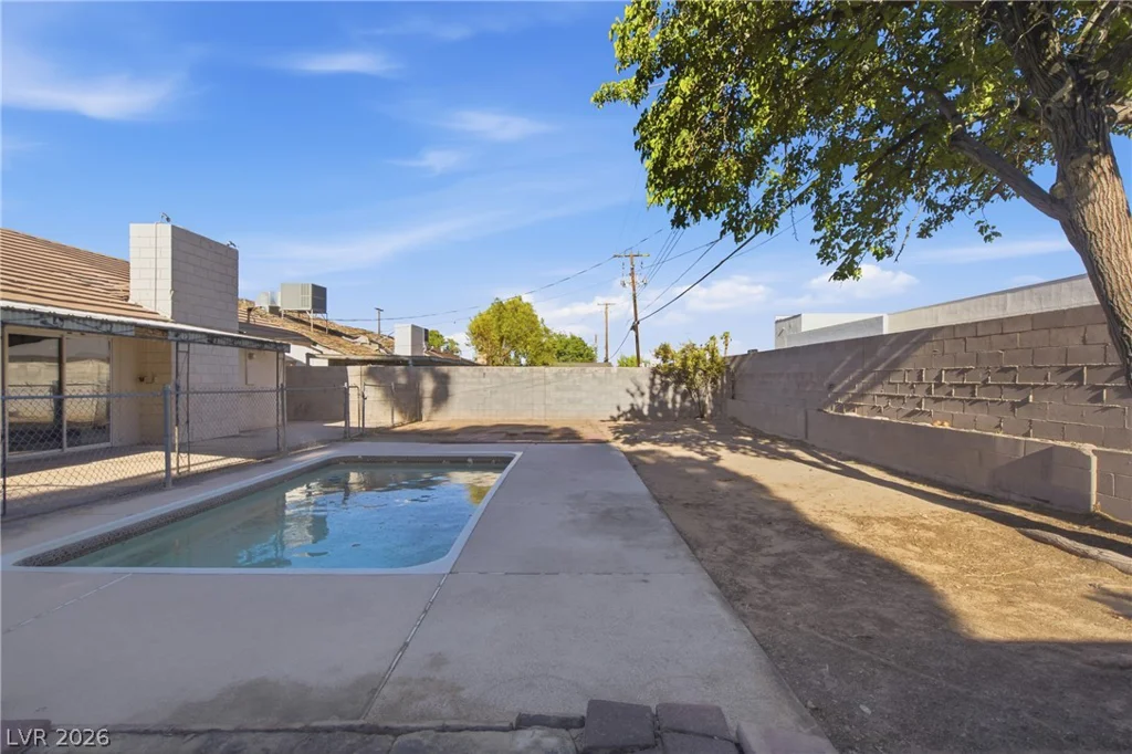 4913 Churchill, Las Vegas, NV 89107