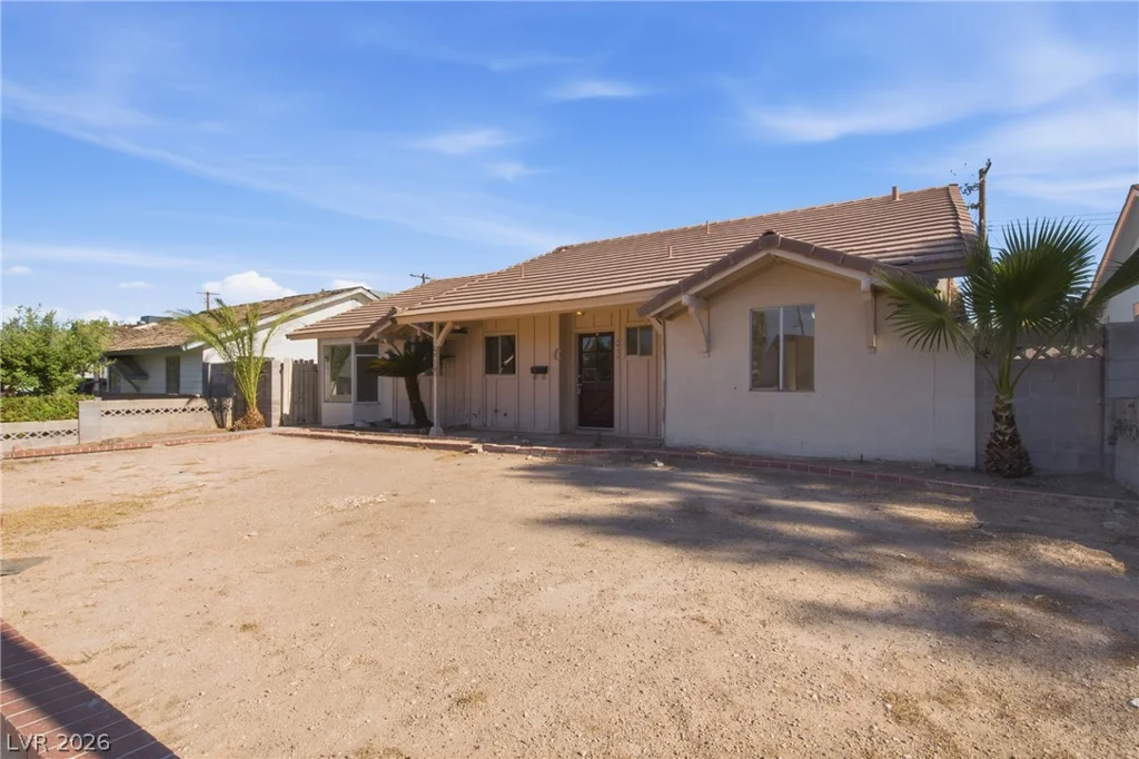 4913 Churchill, Las Vegas, NV 89107