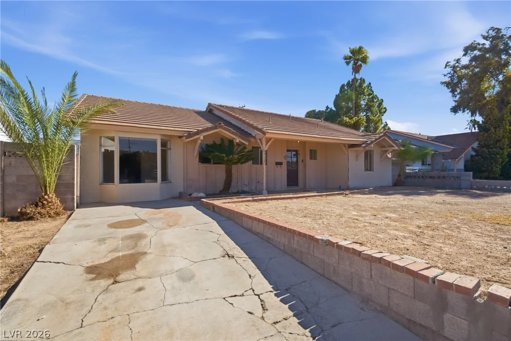 4913 Churchill, Las Vegas, NV 89107