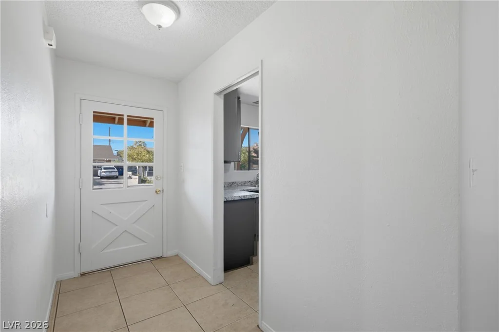 4913 Churchill, Las Vegas, NV 89107
