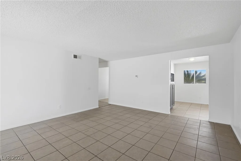 4913 Churchill, Las Vegas, NV 89107
