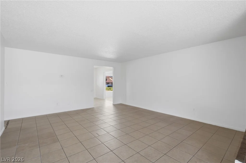 4913 Churchill, Las Vegas, NV 89107