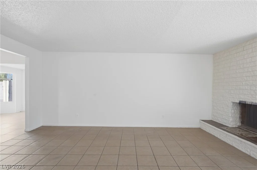 4913 Churchill, Las Vegas, NV 89107