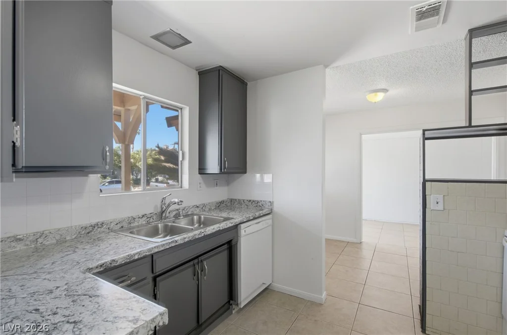 4913 Churchill, Las Vegas, NV 89107