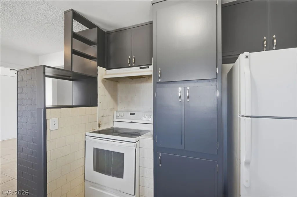 4913 Churchill, Las Vegas, NV 89107