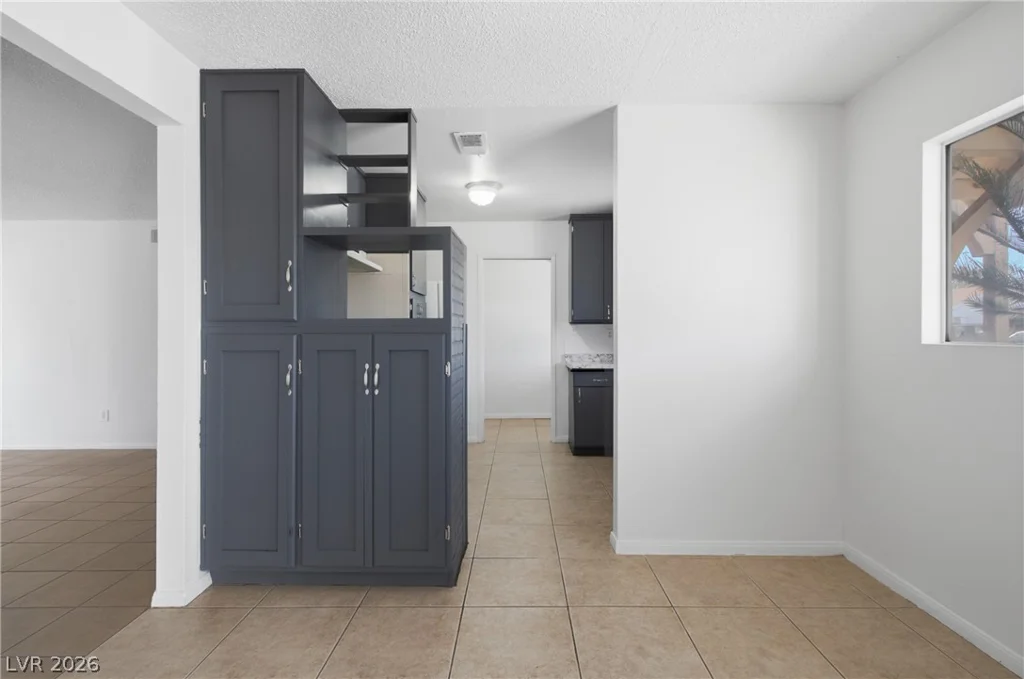 4913 Churchill, Las Vegas, NV 89107