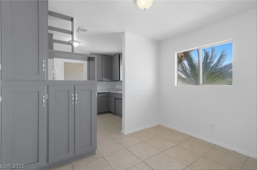 4913 Churchill, Las Vegas, NV 89107