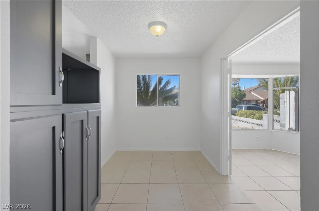 4913 Churchill, Las Vegas, NV 89107