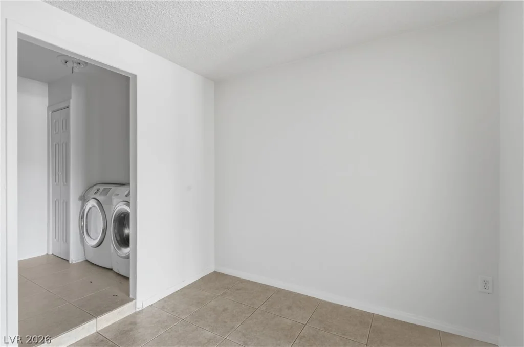 4913 Churchill, Las Vegas, NV 89107