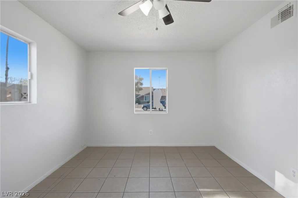 4913 Churchill, Las Vegas, NV 89107