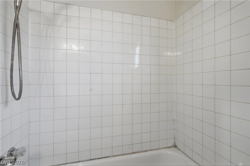 4913 Churchill, Las Vegas, NV 89107
