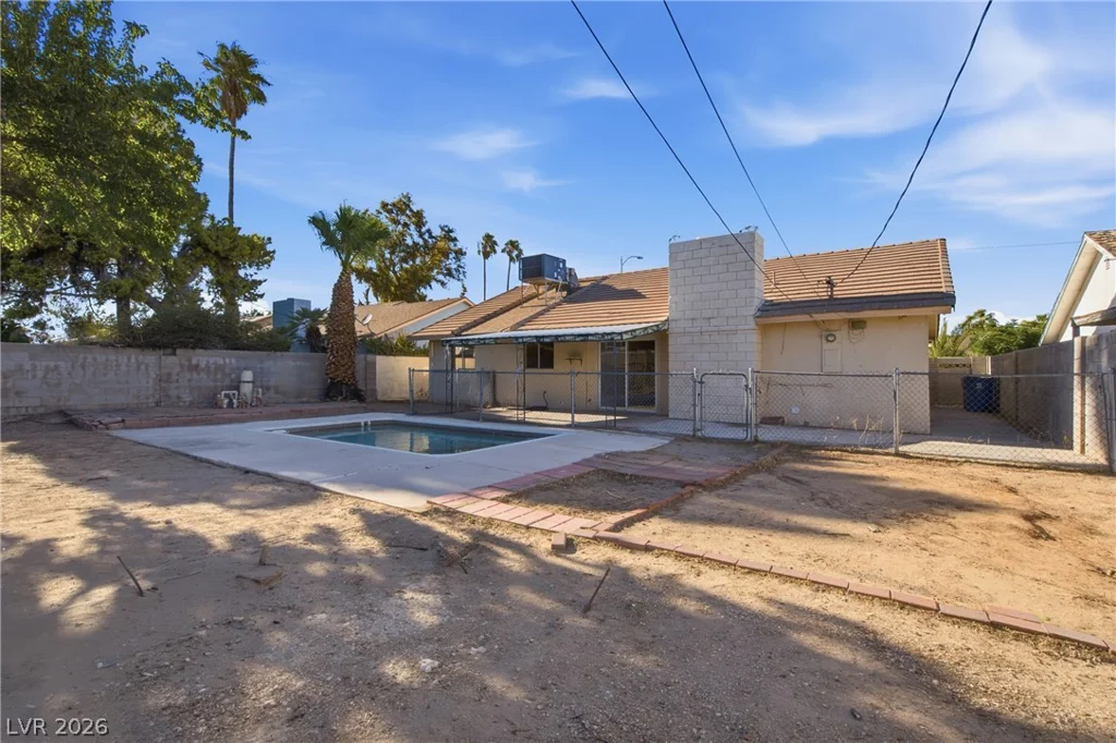 4913 Churchill, Las Vegas, NV 89107