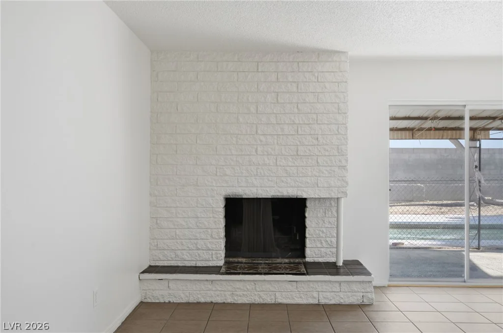 4913 Churchill, Las Vegas, NV 89107