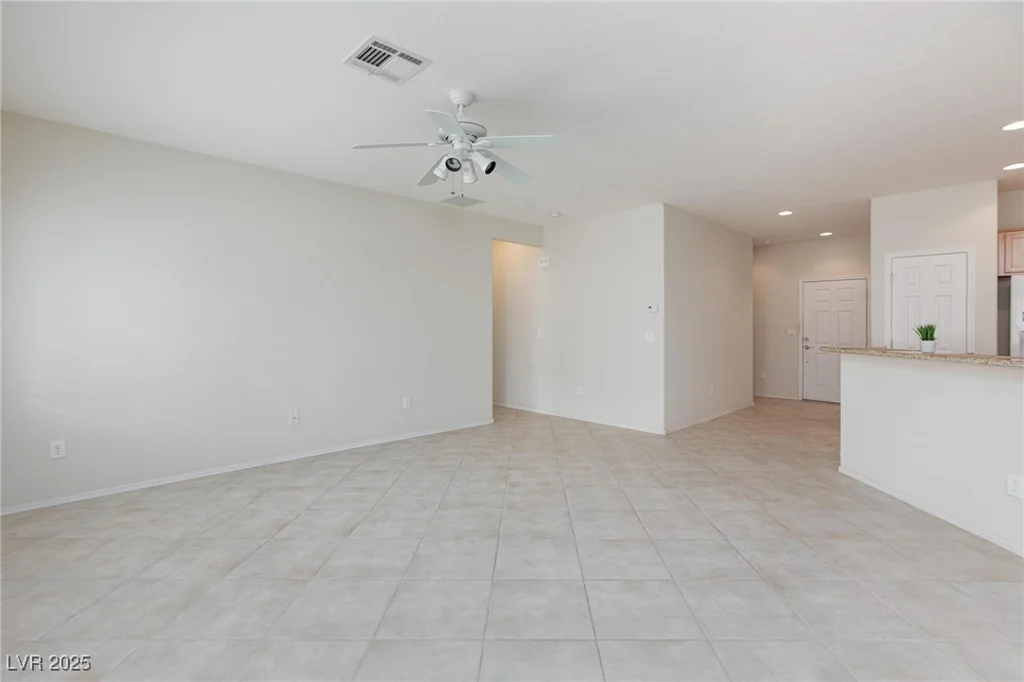 7453 Widewing, North Las Vegas, NV 89084
