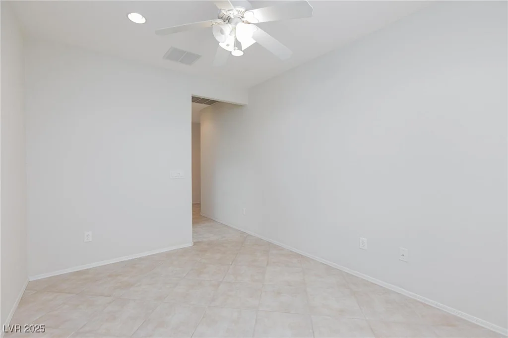 7453 Widewing, North Las Vegas, NV 89084