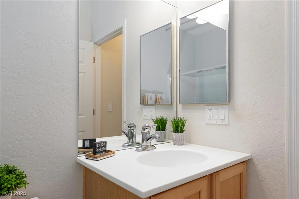 7453 Widewing, North Las Vegas, NV 89084