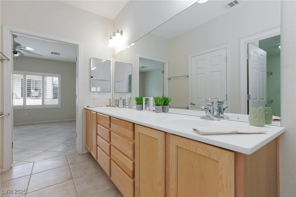 7453 Widewing, North Las Vegas, NV 89084