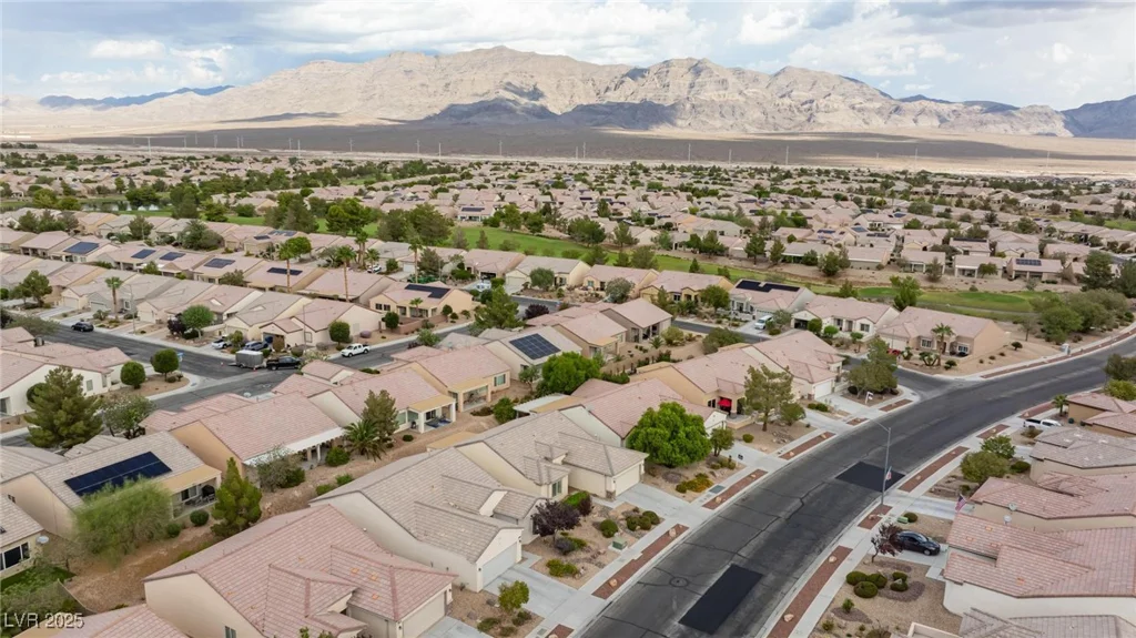 7453 Widewing, North Las Vegas, NV 89084