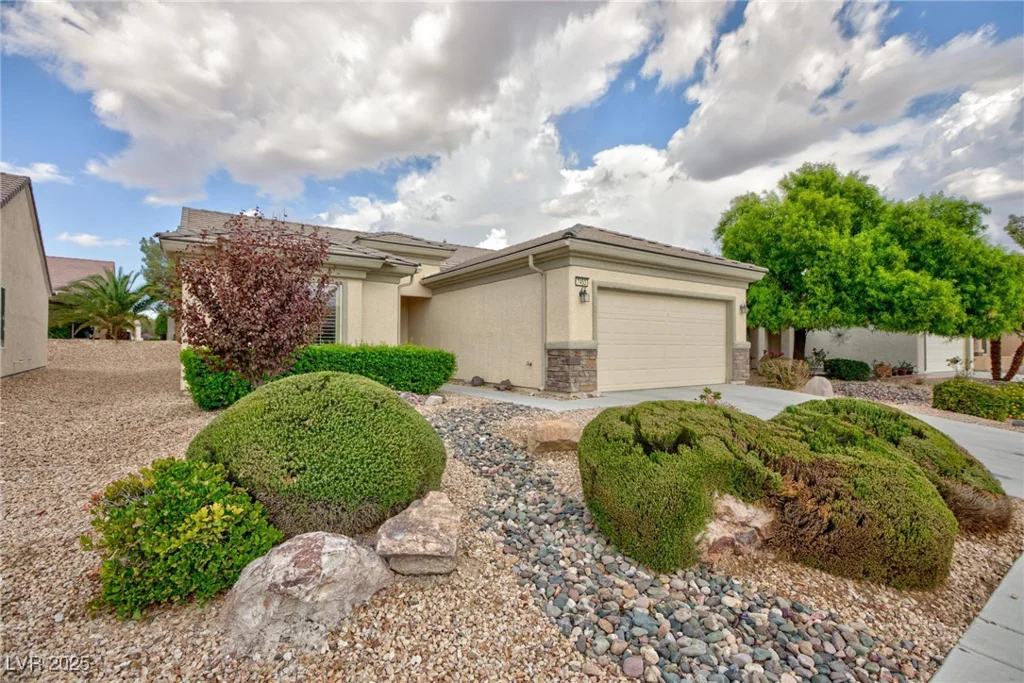 7453 Widewing, North Las Vegas, NV 89084