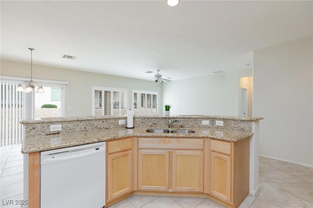 7453 Widewing, North Las Vegas, NV 89084
